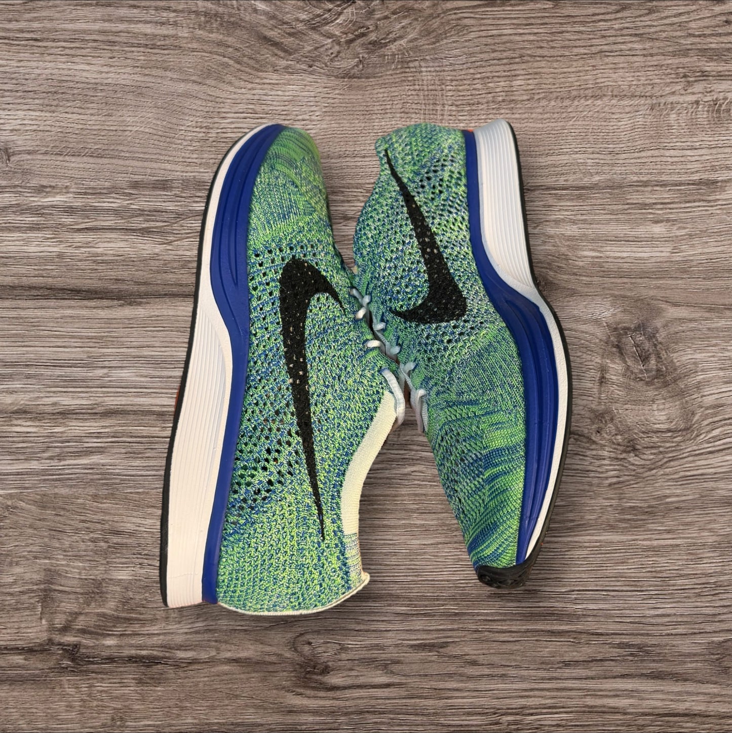 Nike Flyknit Racer Tranquil Size 9.5 (526628 104)