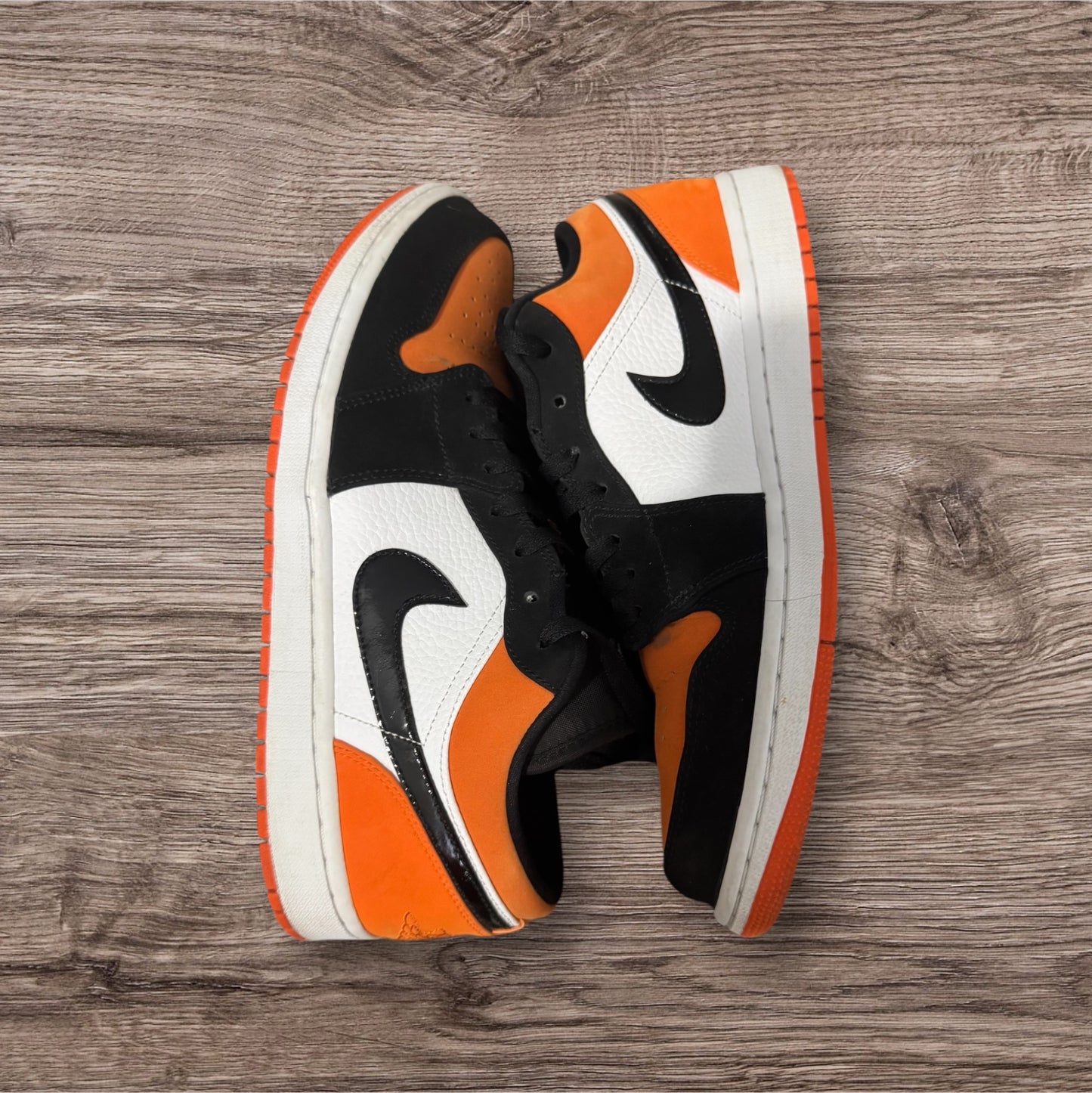 Jordan 1 Low Shattered Backboard Size 10.5 (553558 128)