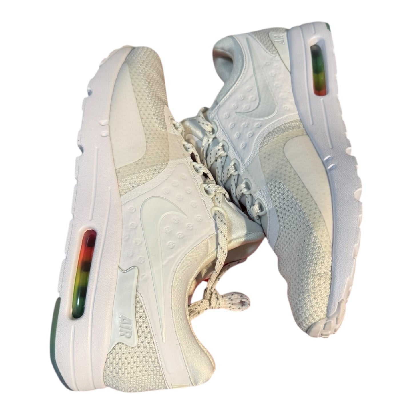 DS Nike Air Max Zero Be True Size 9.5 (789695 101)