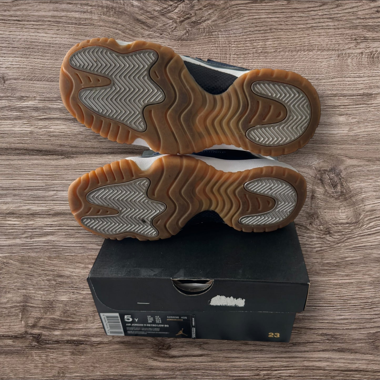 GS Jordan 11 Low Midnight Navy Size 5Y (528896 405)