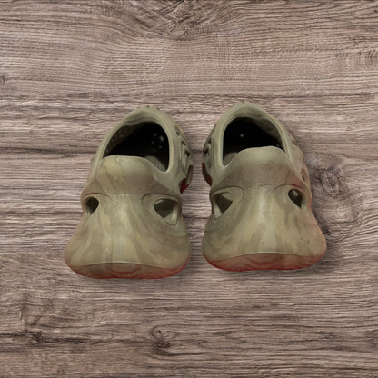 Adidas Foam Runner Size 10 (GX4472)