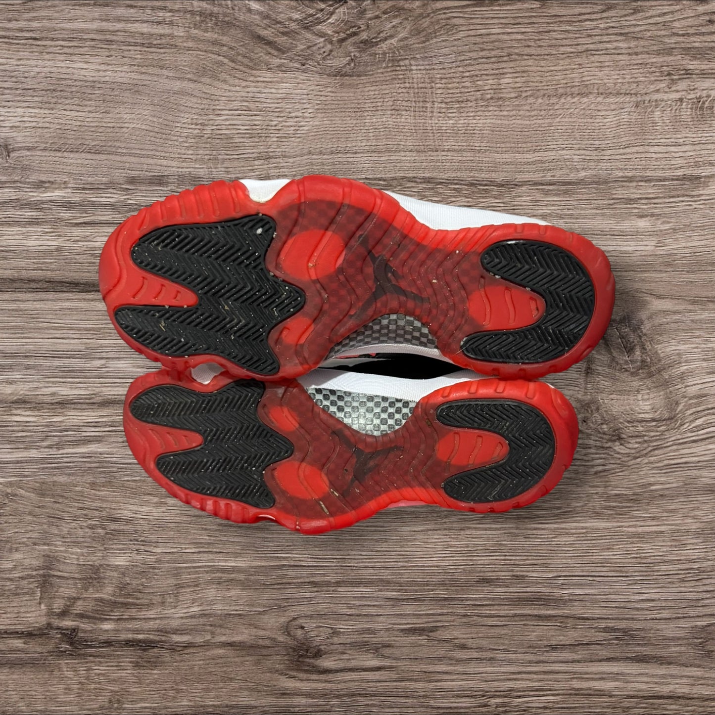 Jordan 11 Low Bred 2015 No Box Size 11 (528895-012)