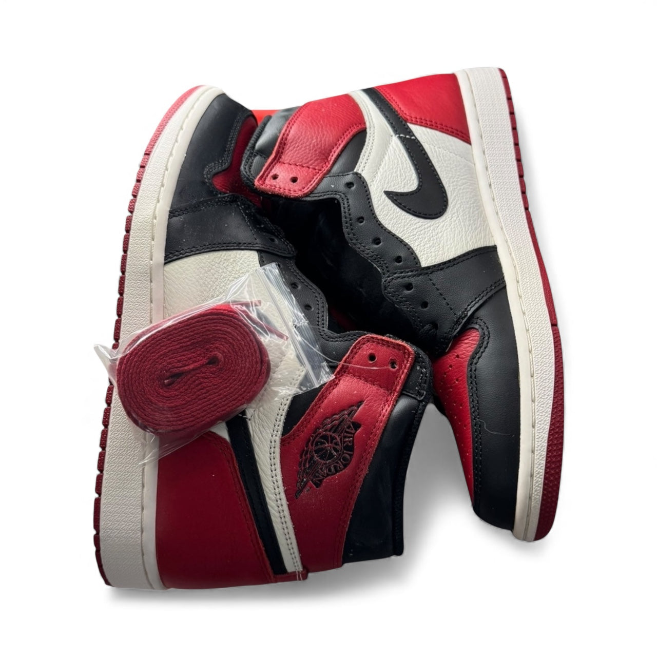 DS Jordan 1 Bred Toe Size 9.5 (555088-610)