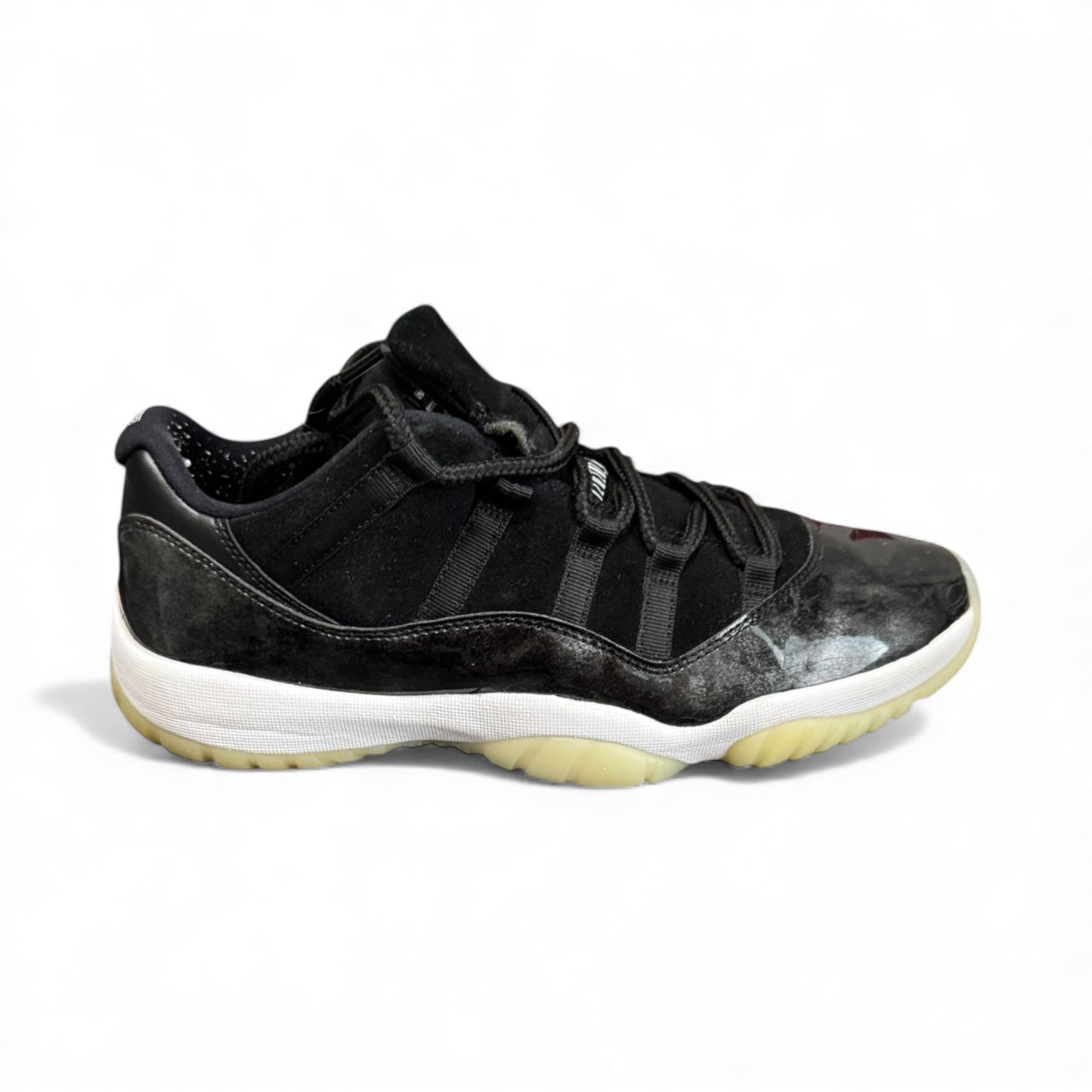 Jordan 11 Low Baron Size 10.5 (528895 010)