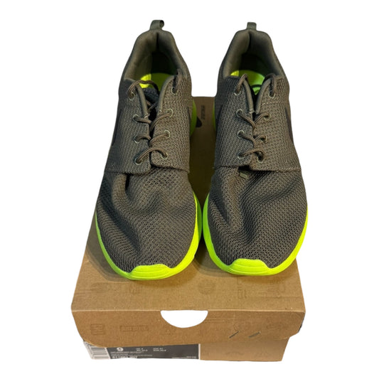 Nike Rosherun Volt Size Size 9 (511881 307)