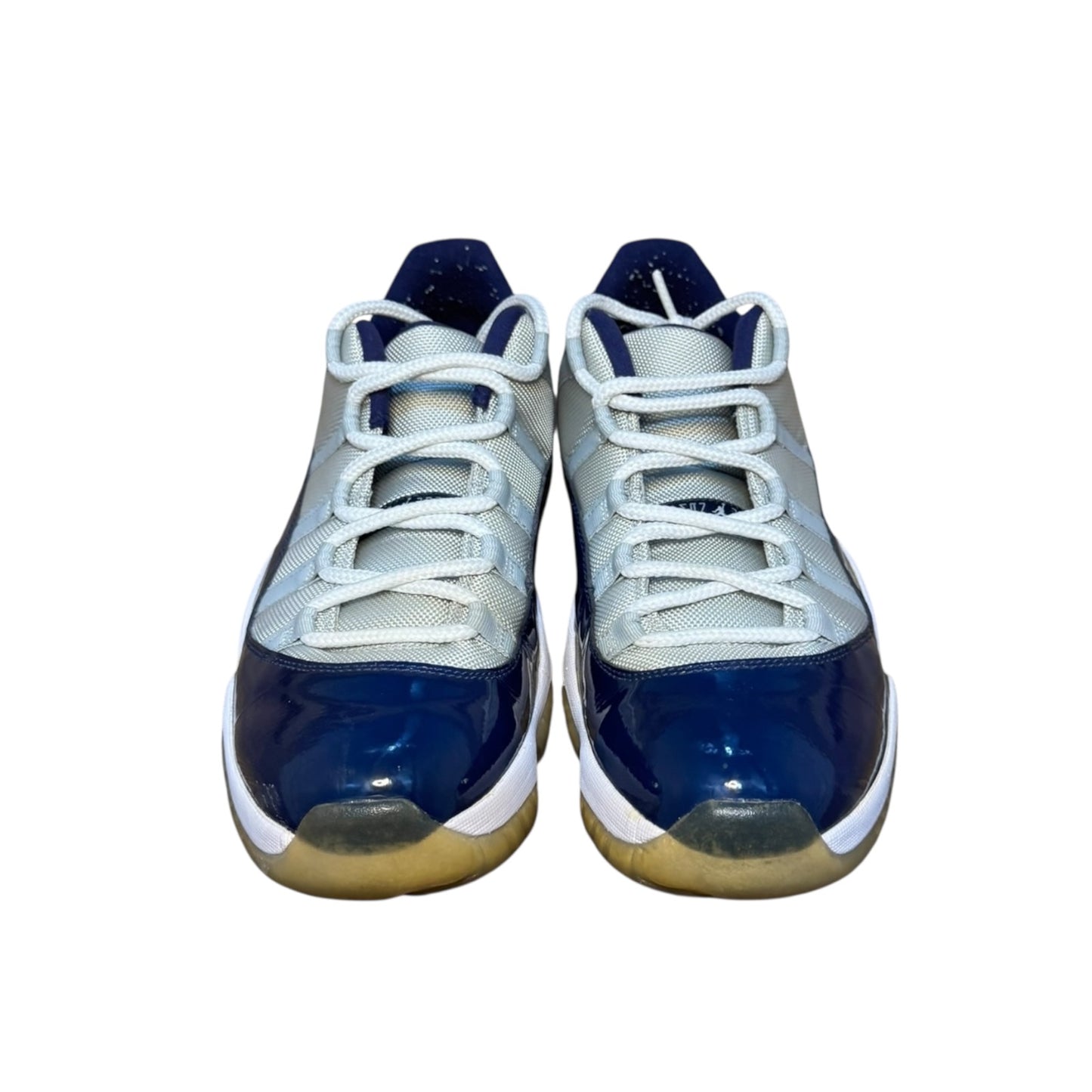 Jordan 11 Low Georgetown No Box Size 11.5 (No Box 528895-007)