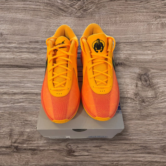 Nike Giannis Freak 6 Halloween Size 11 (FJ7792 601)