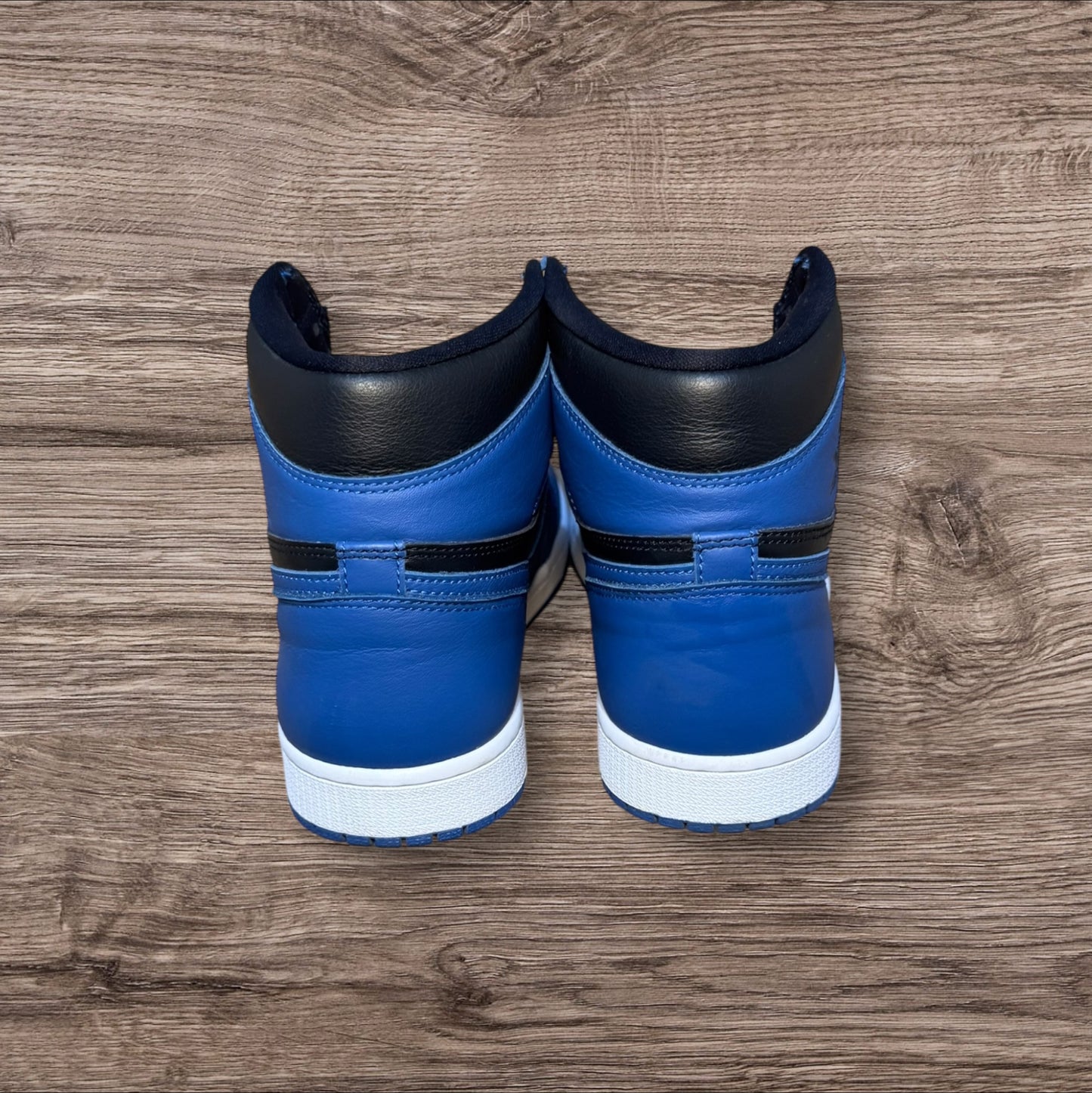 Jordan 1 Dark Marina Size 10.5 (555088-404)