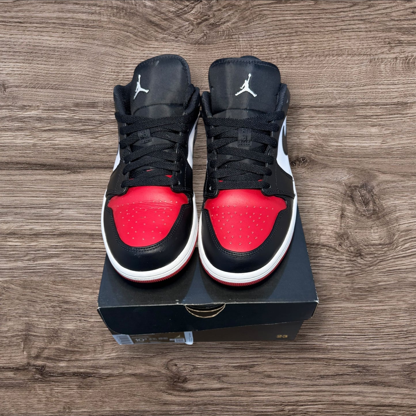 Jordan 1 Low Bred Toe Size 10.5 (553558 612)