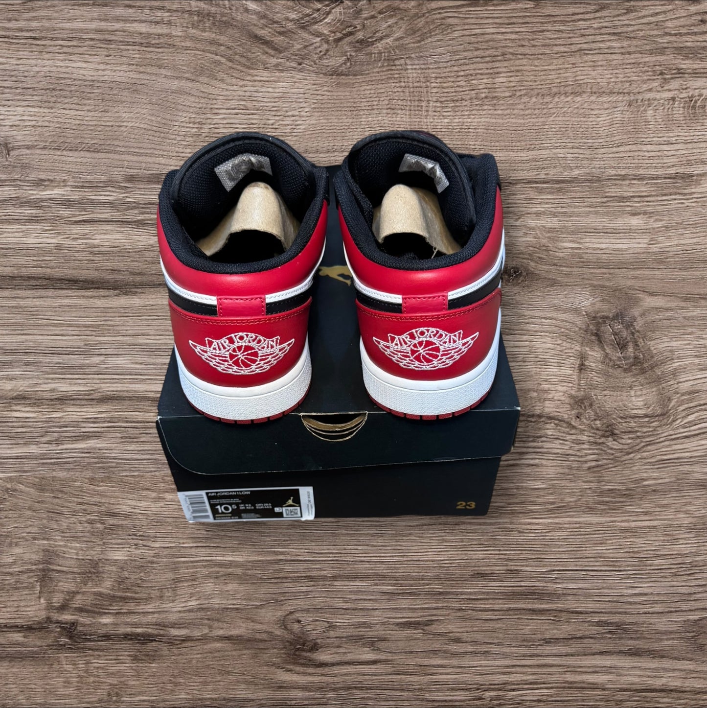 Jordan 1 Low Bred Toe Size 10.5 (553558 612)
