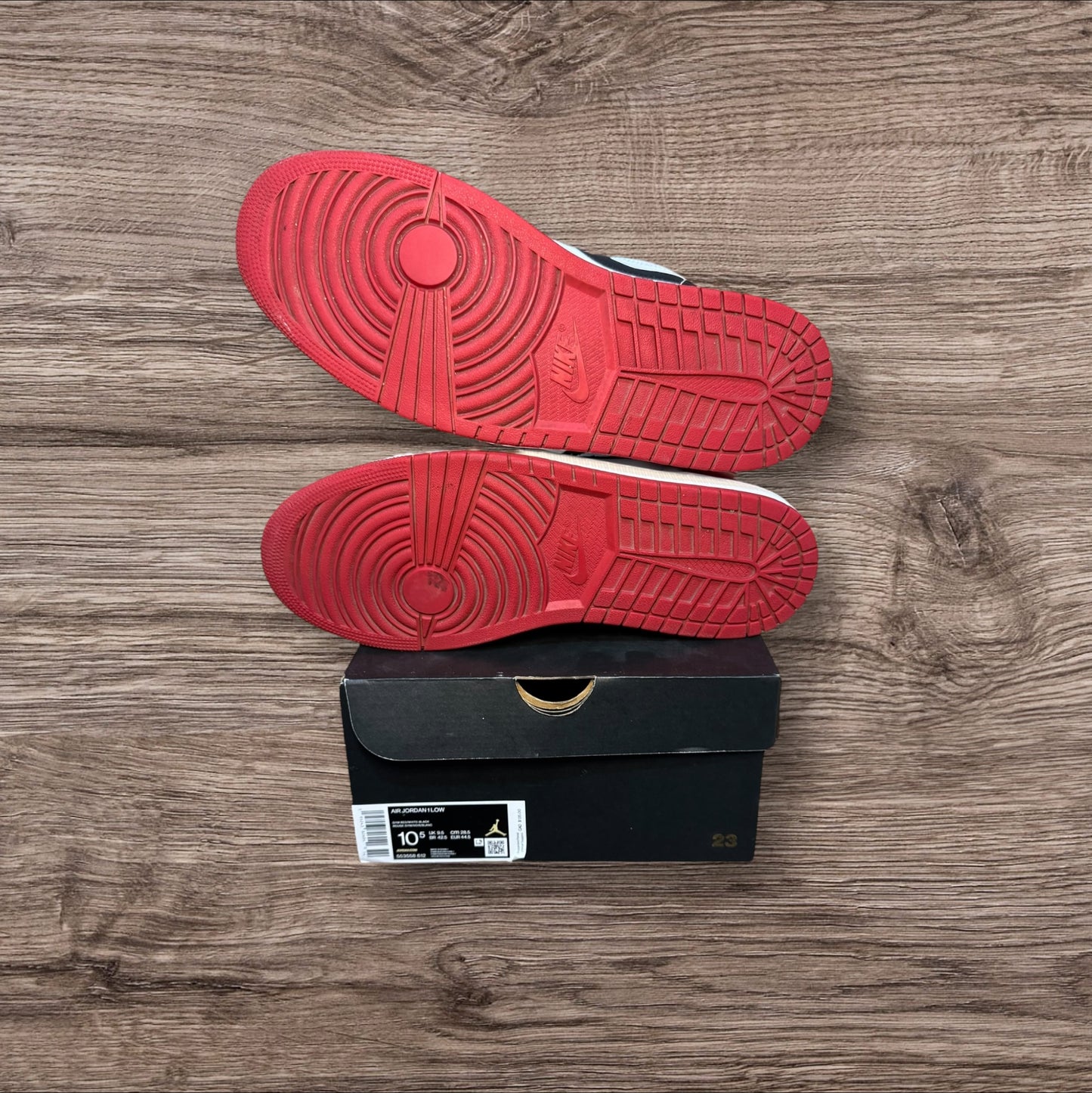 Jordan 1 Low Bred Toe Size 10.5 (553558 612)