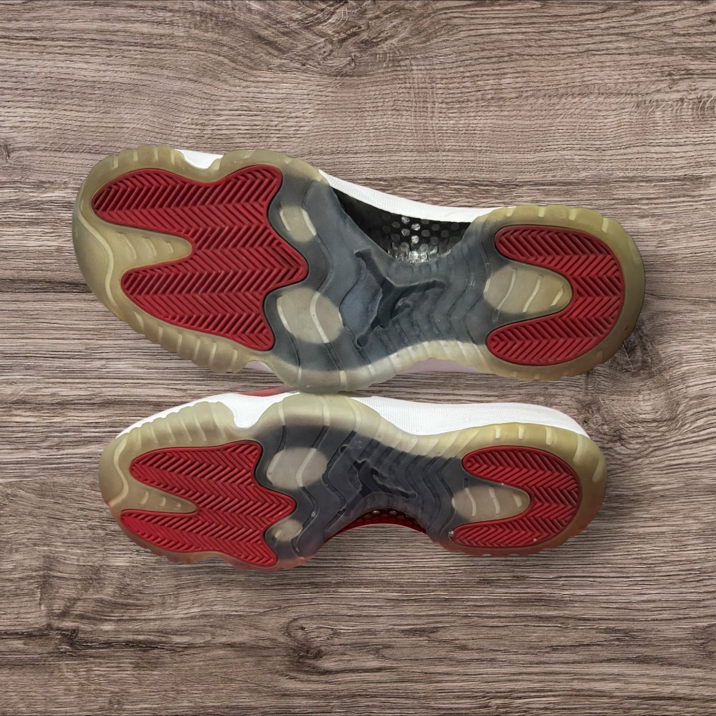 Jordan 11 Win Like 96 Size 9 (Never Worn, No Box 378037-623)