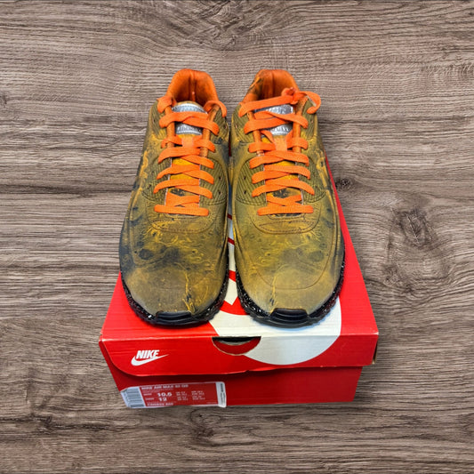 DS Nike Air Max 90 Mars Landing Size 10.5 (CD0920 600)
