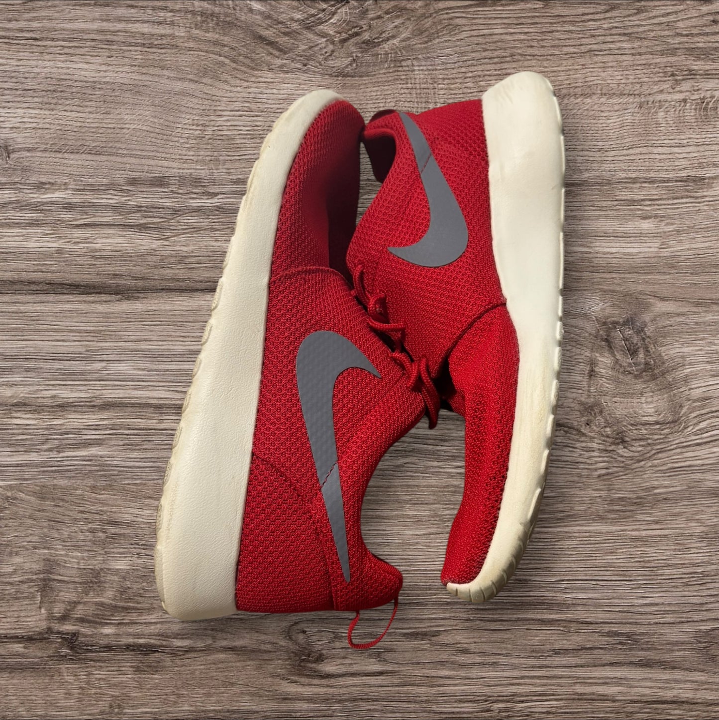 Nike Roshe Sport Red Size 9.5 (No Box 511881-601)