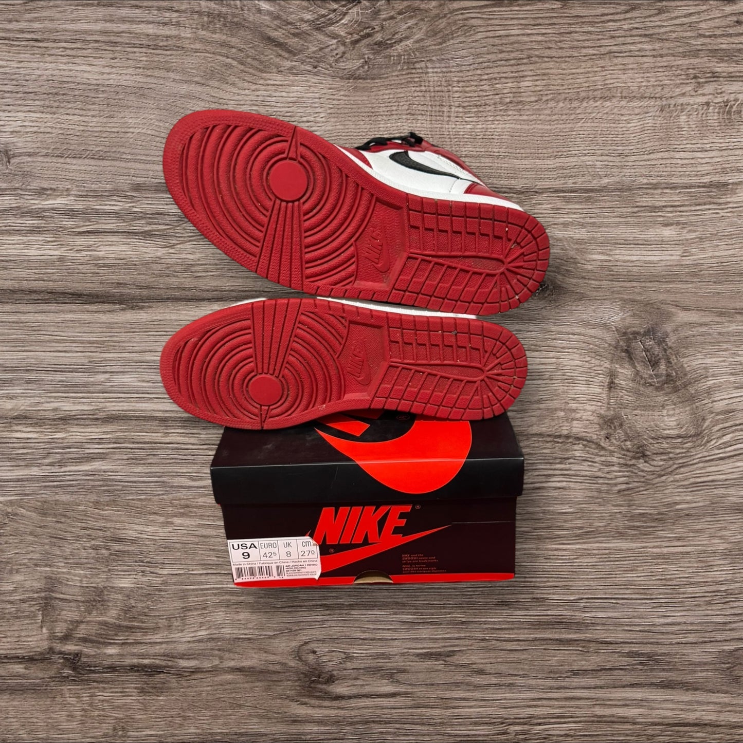 Jordan 1 Homage to Home Size 9 (861428 061)