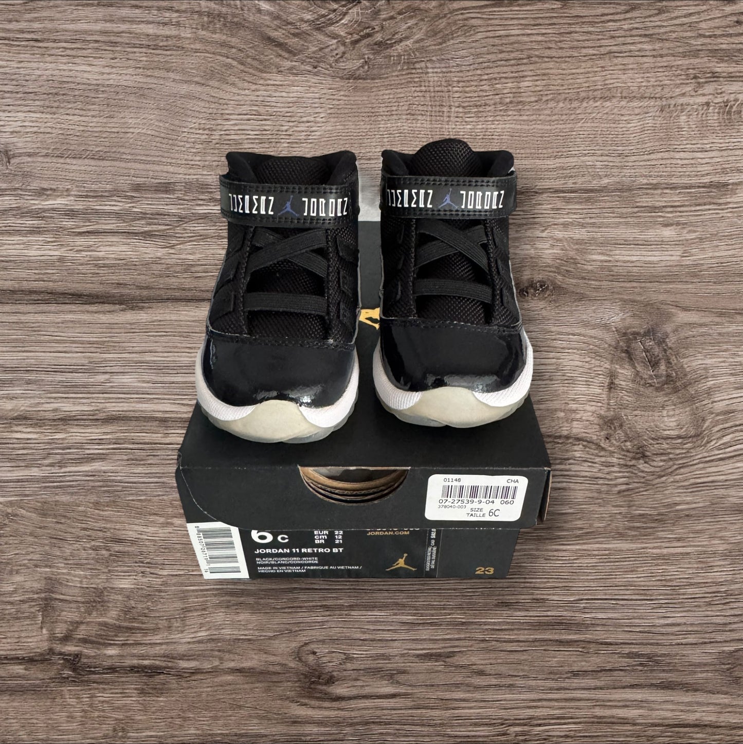 DS Infant Jordan 11 Space Jam Size 6C (378040 003)