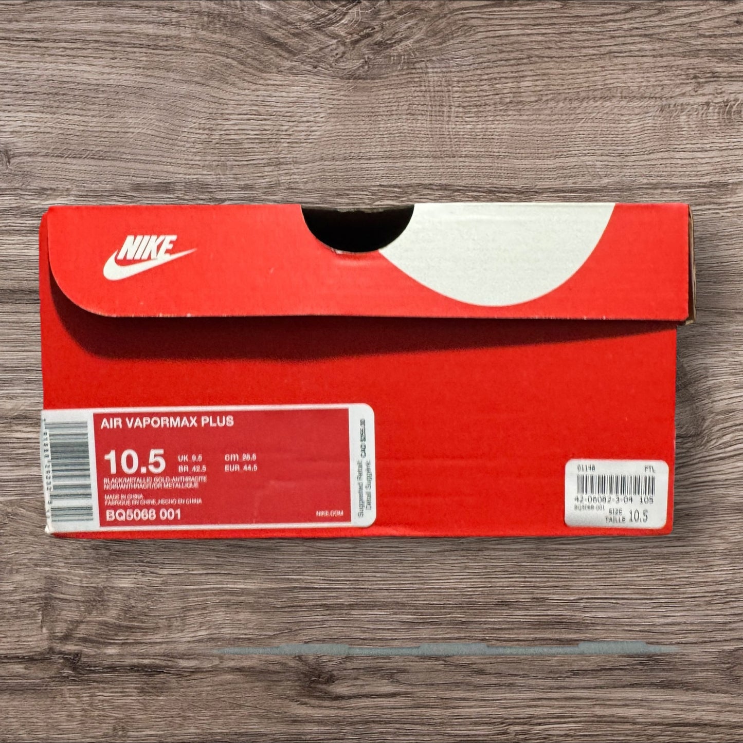 Nike Vapormax Plus Metalic Gold Size 10.5 (BQ5068 001)