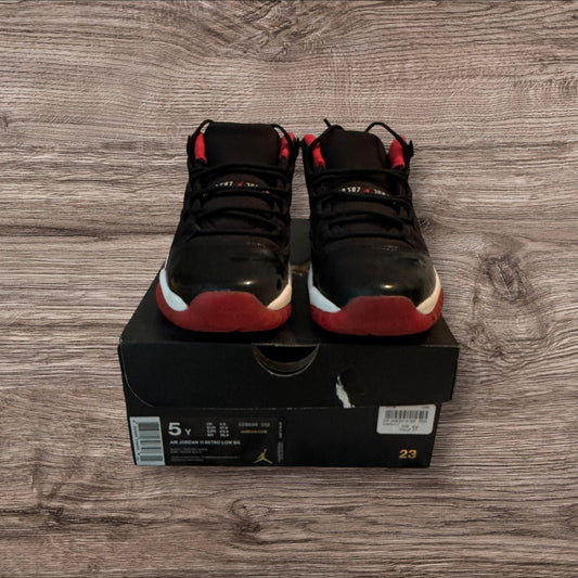 GS Jordan 11 Low Bred 2015 Size 5Y (52896 012)