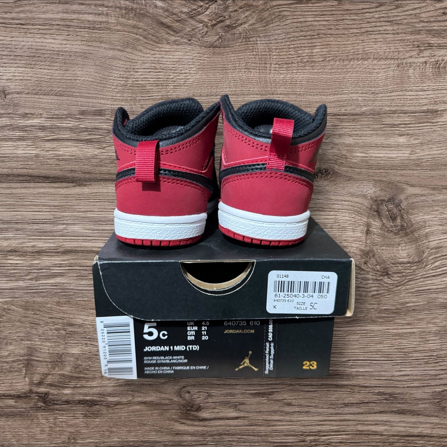 DS Infant Jordan 1 Mid Bred Size 5C (640735 610)