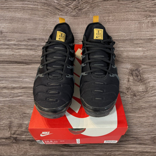 Nike Vapormax Plus Metalic Gold Size 10.5 (BQ5068 001)