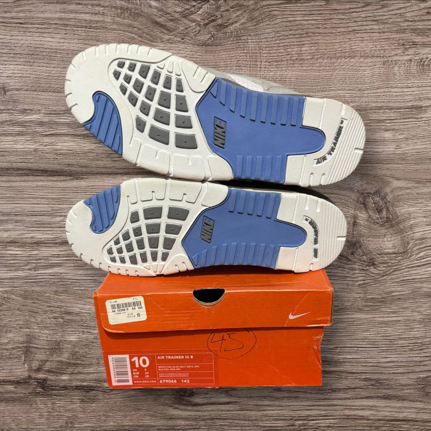 DS Nike Air Trainer lll OG Size 10 (679066 143)