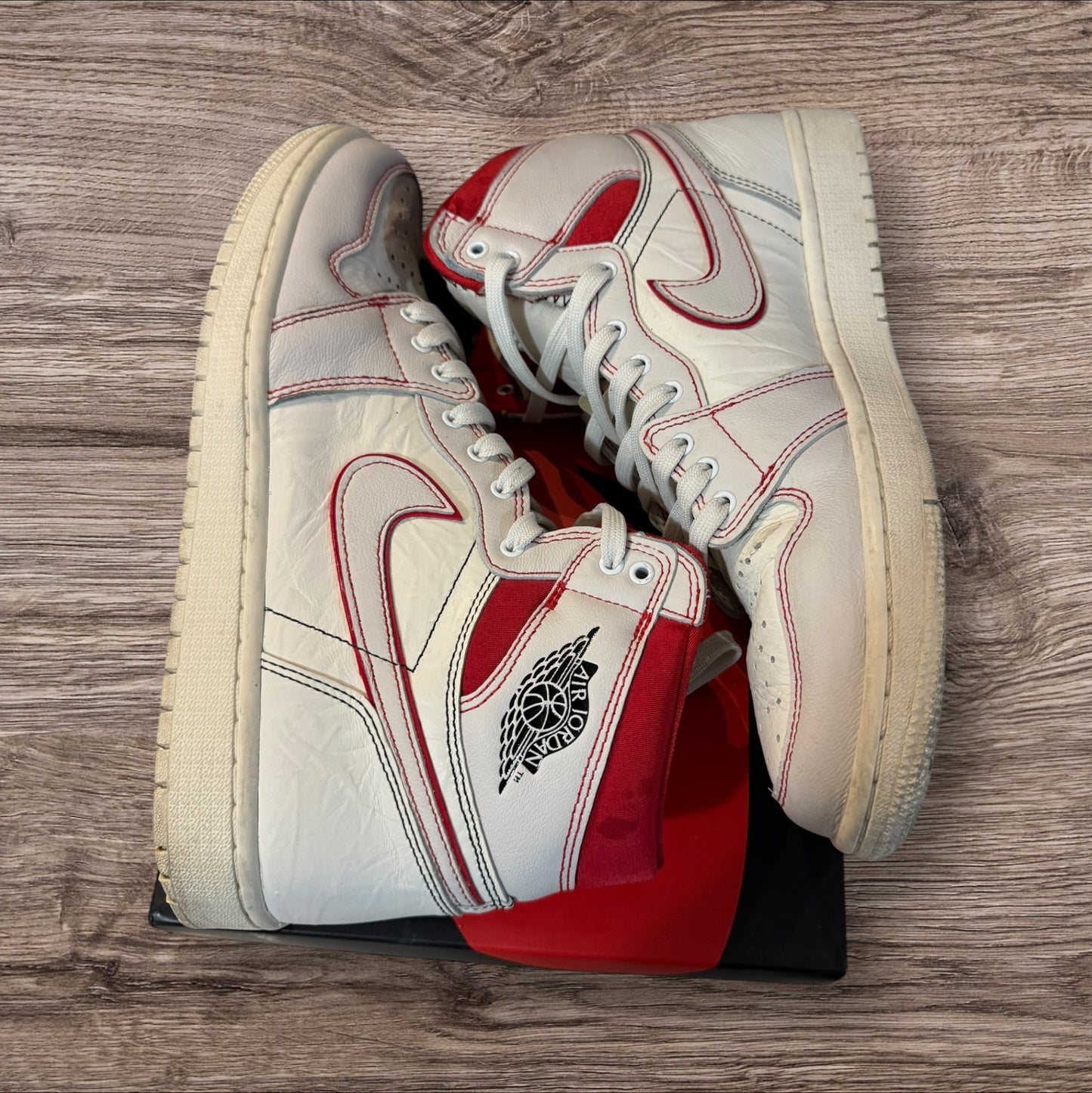 Jordan 1 High Phantom Gym Red Size 10.5 (555088 160)