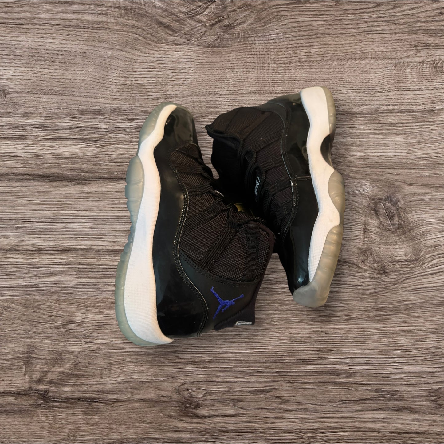 GS Jordan 11 Space Jam 2016 Size 5Y (378038 003)