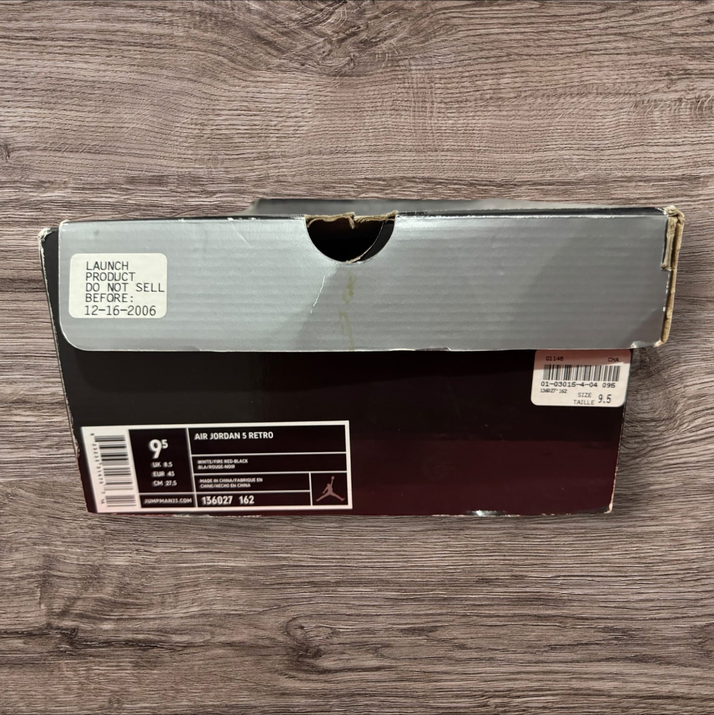 Jordan 5 Fire Red (2006) Size 9.5 (136027 162)