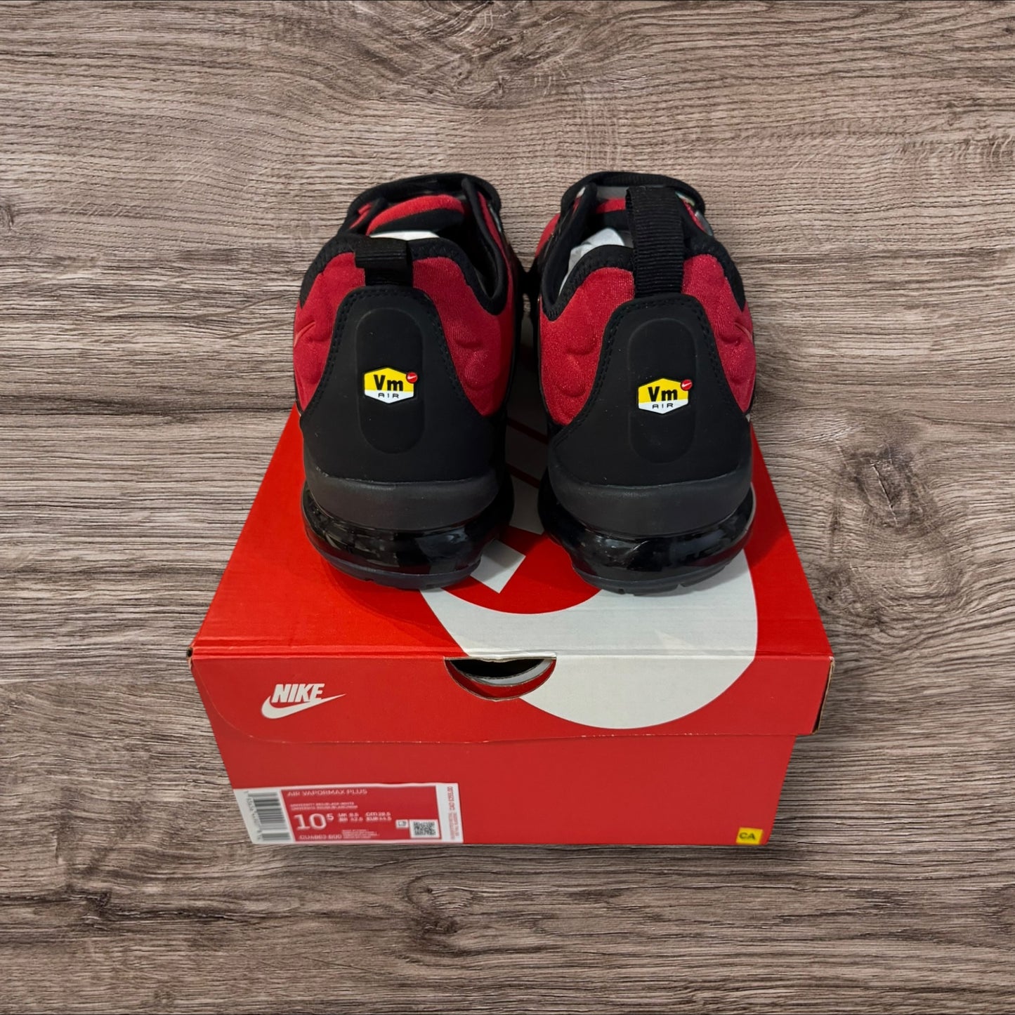 Nike Vapormax Plus University Red Black Size 10.5 (CU4863 600)