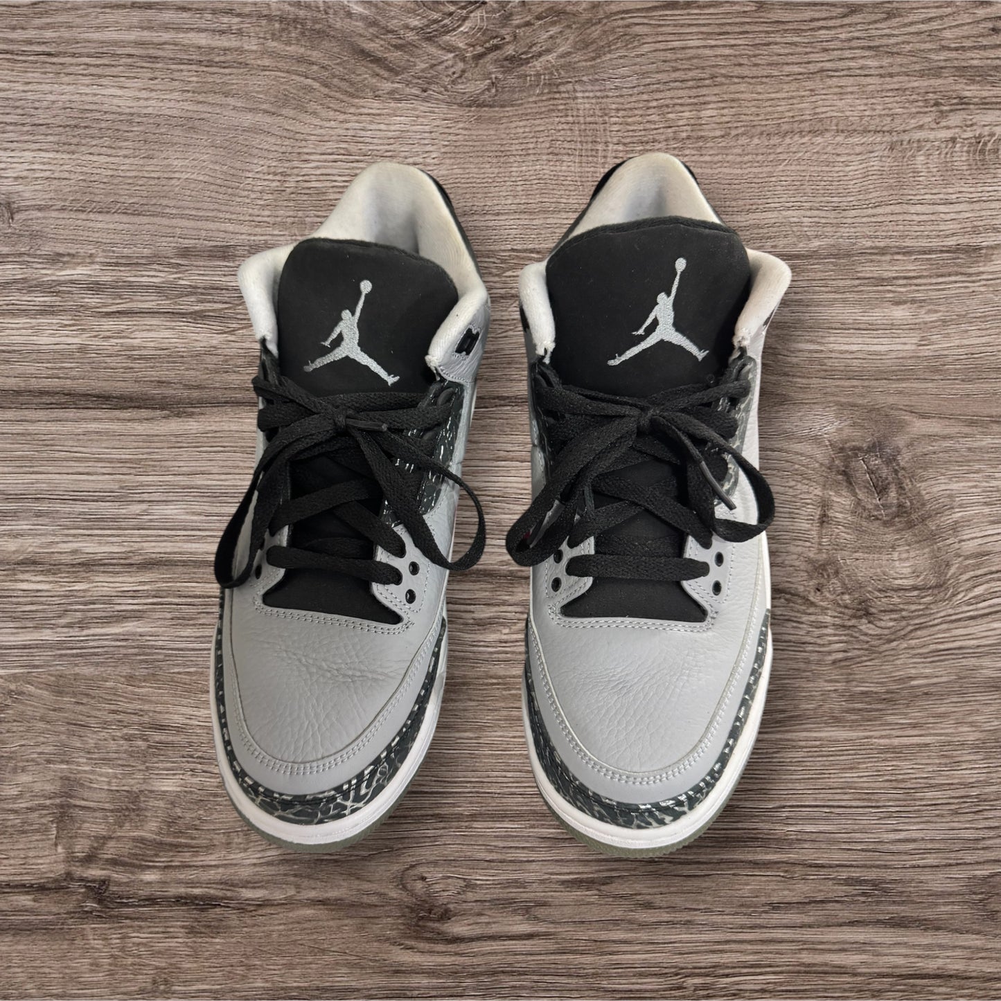 Jordan 3 Wolf Grey No Box Size 9 (No Box, Never Worn 136064-004)