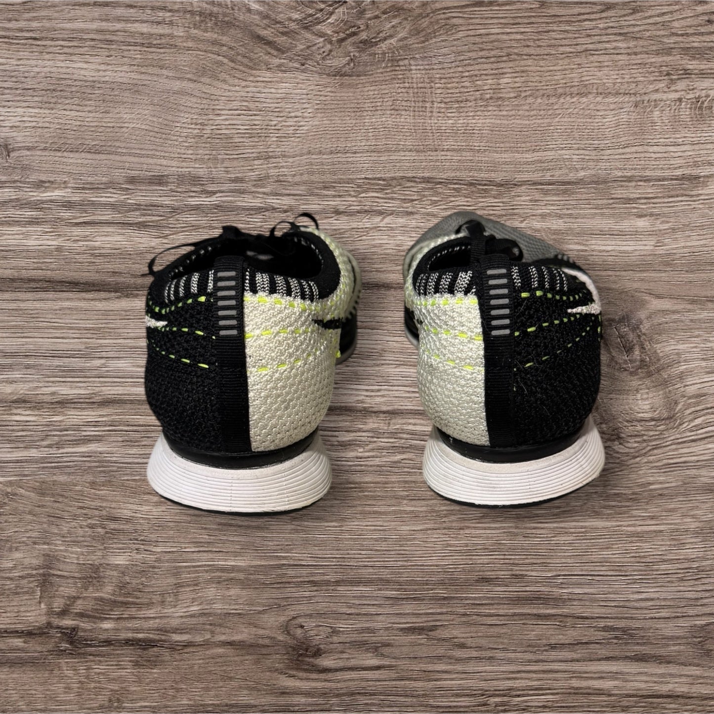 Nike Flyknit Trainer Size 11 (No Box 526628-011)