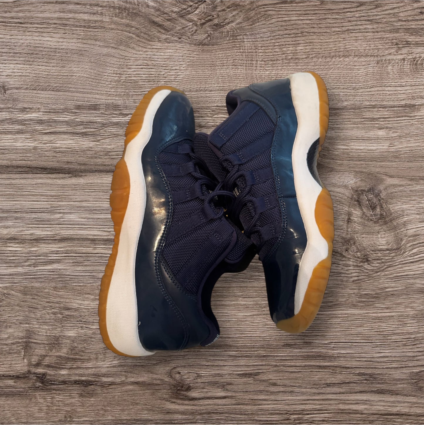 GS Jordan 11 Low Midnight Navy Size 5Y (528896 405)